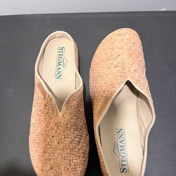 Stegmann Women's Slip-On Loafer in Black - Picture 13 of 17